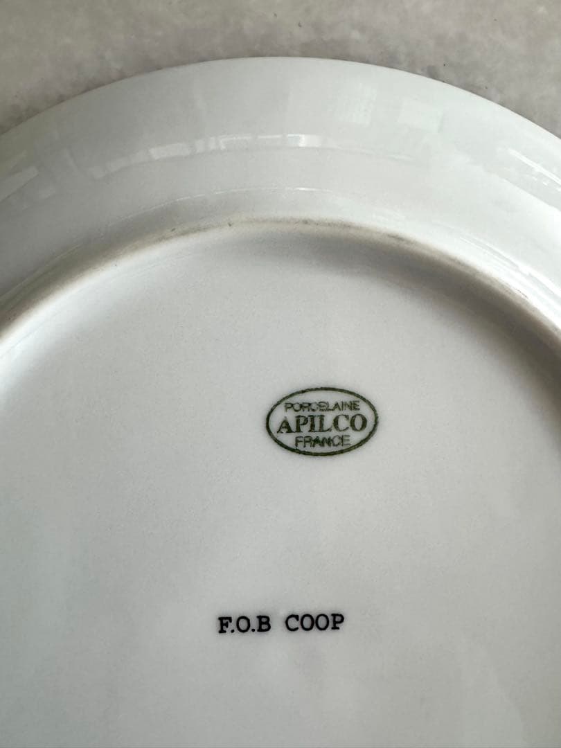 APILCO F.O.B COOP ホワイト　白　丸皿 4枚セット　アピルコ