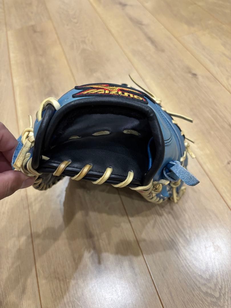 ミズノ一般オーダーファーストミット！廃盤品！小笠原道大モデル！美品良品！