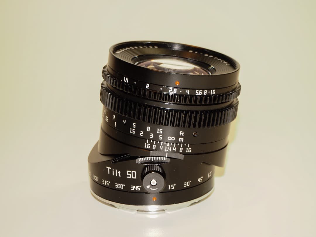 銘匠光学 TTArtisan 50mm F1.4 チルトレンズ Lマウント