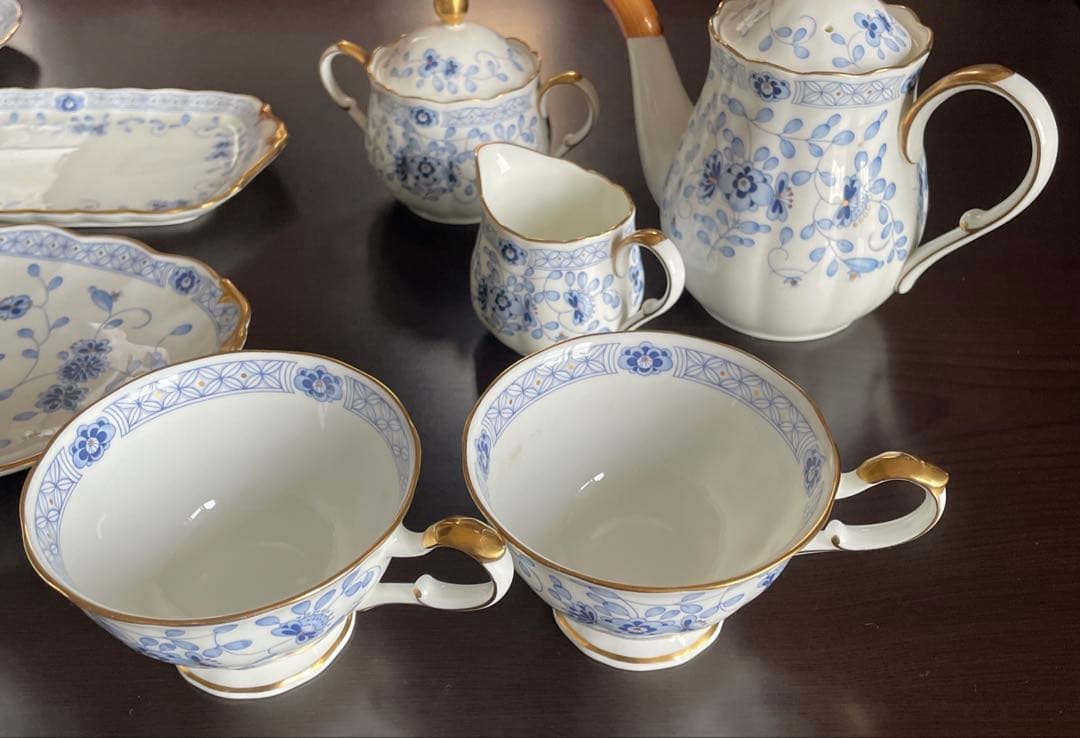 ナルミ 食器セット20点 ★ NARUMI BONE CHINA ★ 日本製