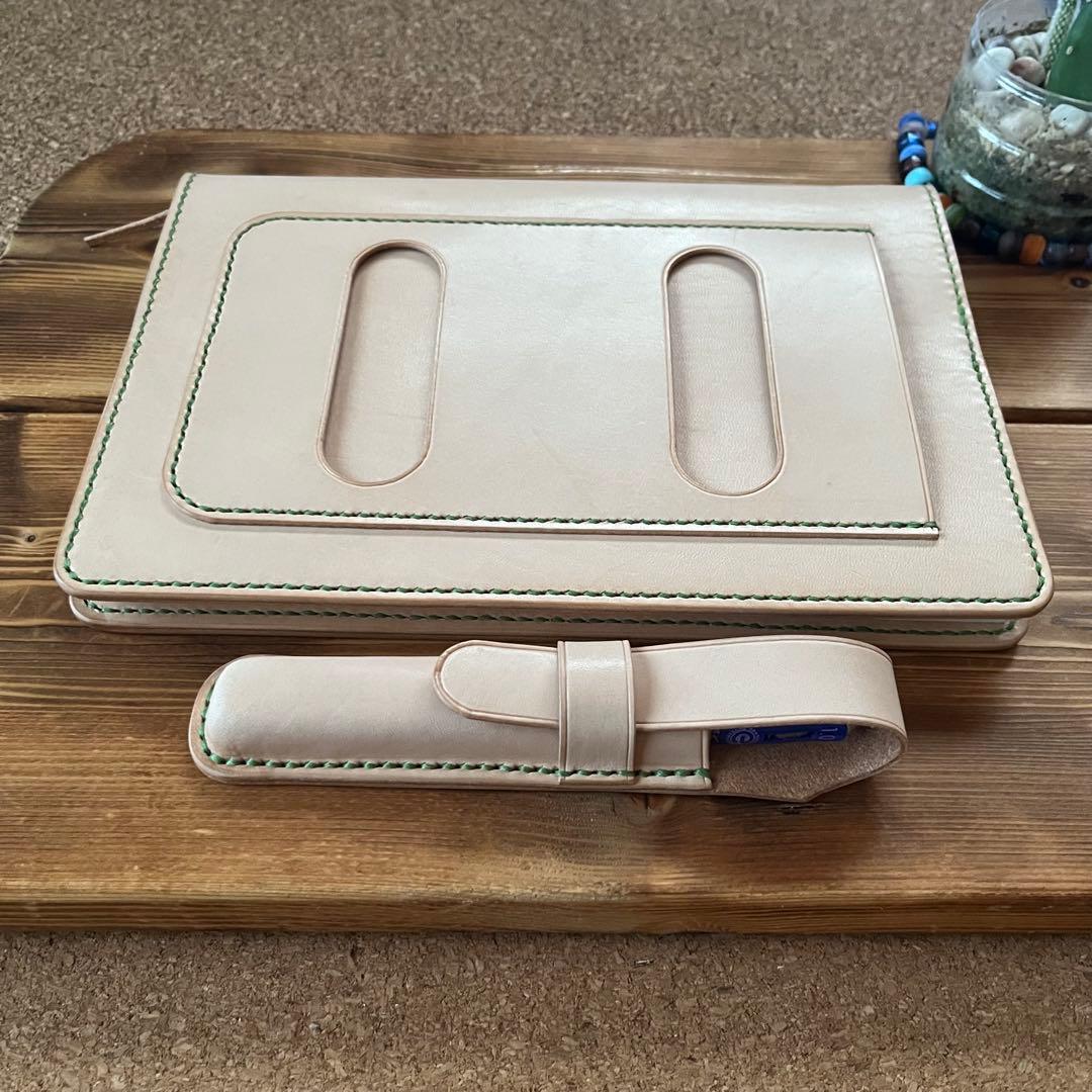 ヌメ革のA5サイズ 手帳カバー117 ペンケース65