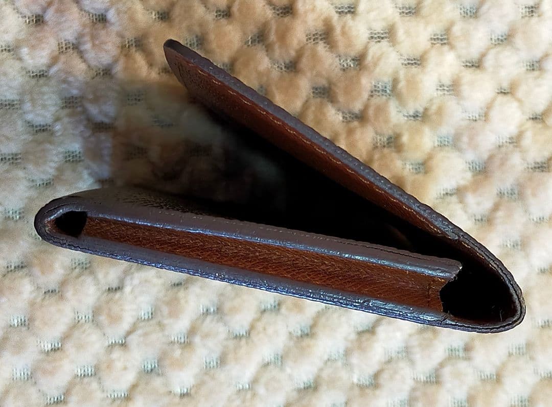 ᒪOᑌIՏ ᐯᑌITTOᑎ ルイヴィトン モノグラム 名刺入れ