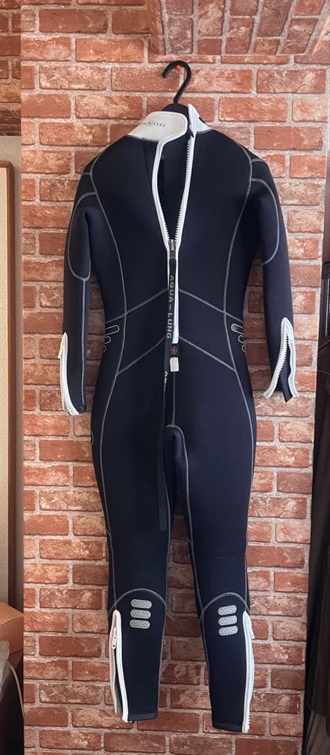 Aqualung アクアラング　ブラック フルスーツ Sサイズ