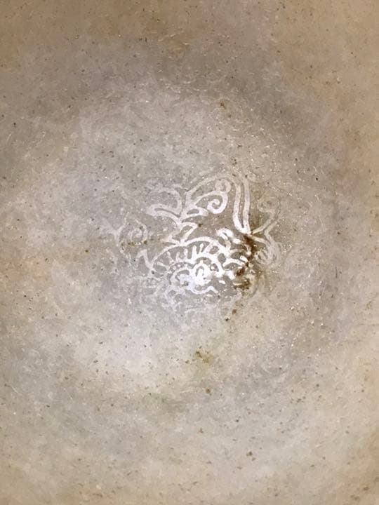 漢白玉茶碗 乾隆年制銘あり 台座付