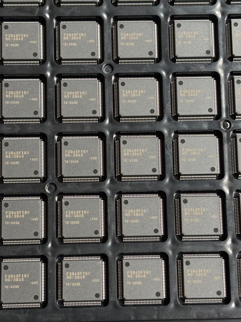 420個。HD64F3048F16V Renesas マイクロコントローラー