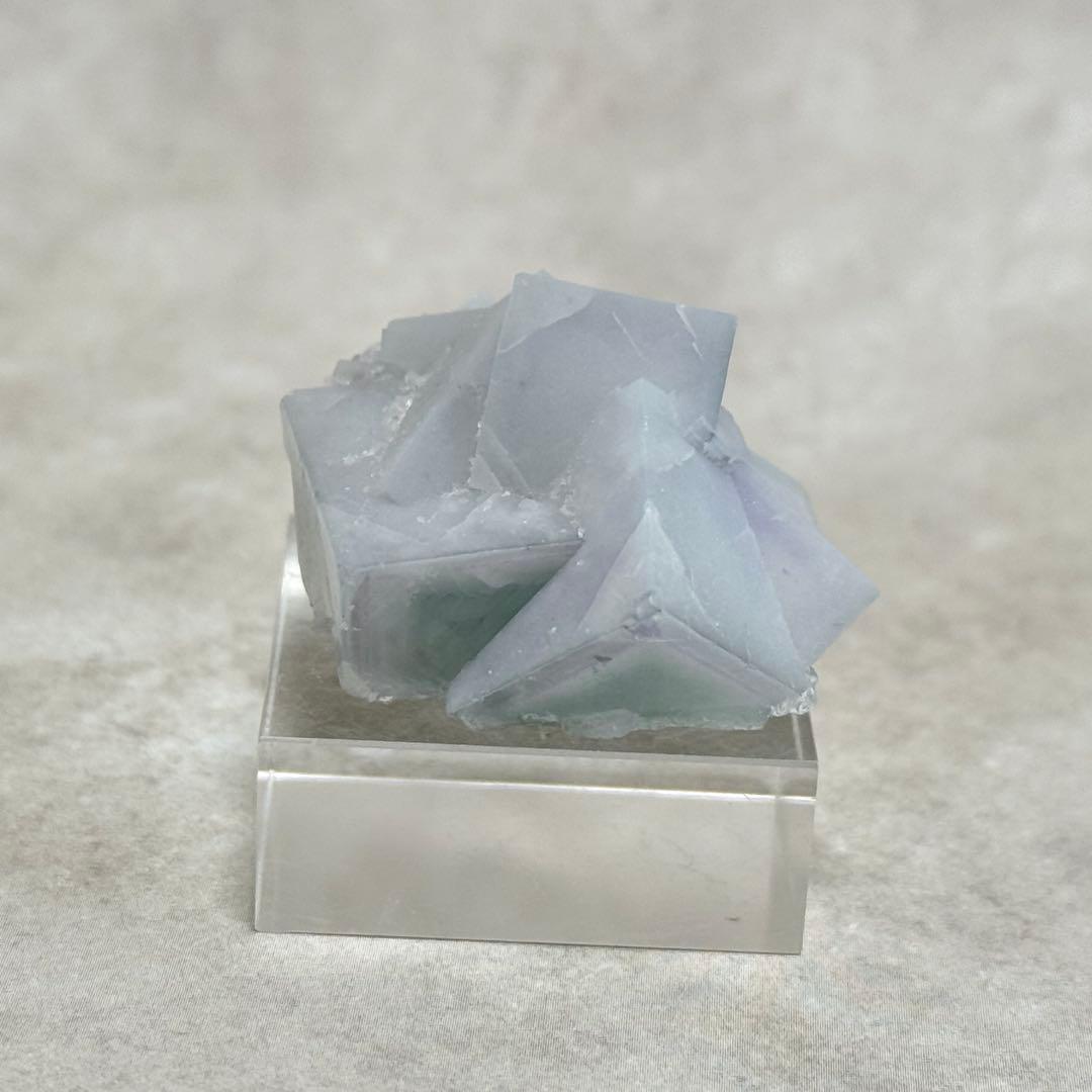 【D154】ポーセリンフローライト ヤオガンシャン 原石 鉱物 標本