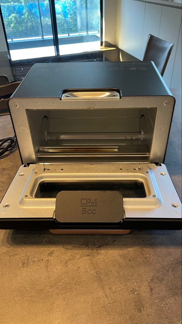 【24年製】美品バルミューダ　スチームトースター K11A-SE-BK