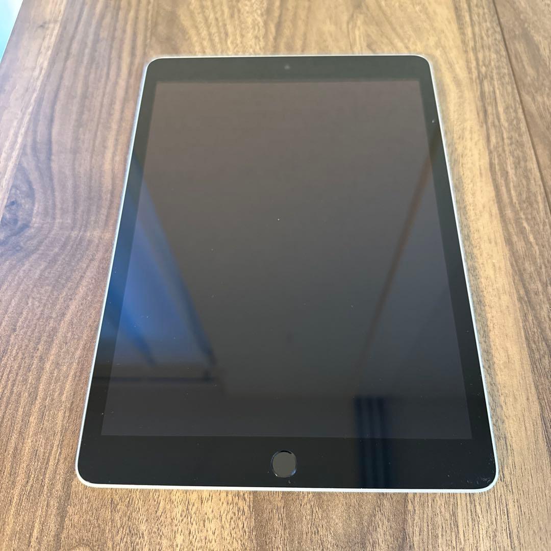 ま*ー様 第9世代Apple iPad 10.2インチ 64GB 使用頻度低美品