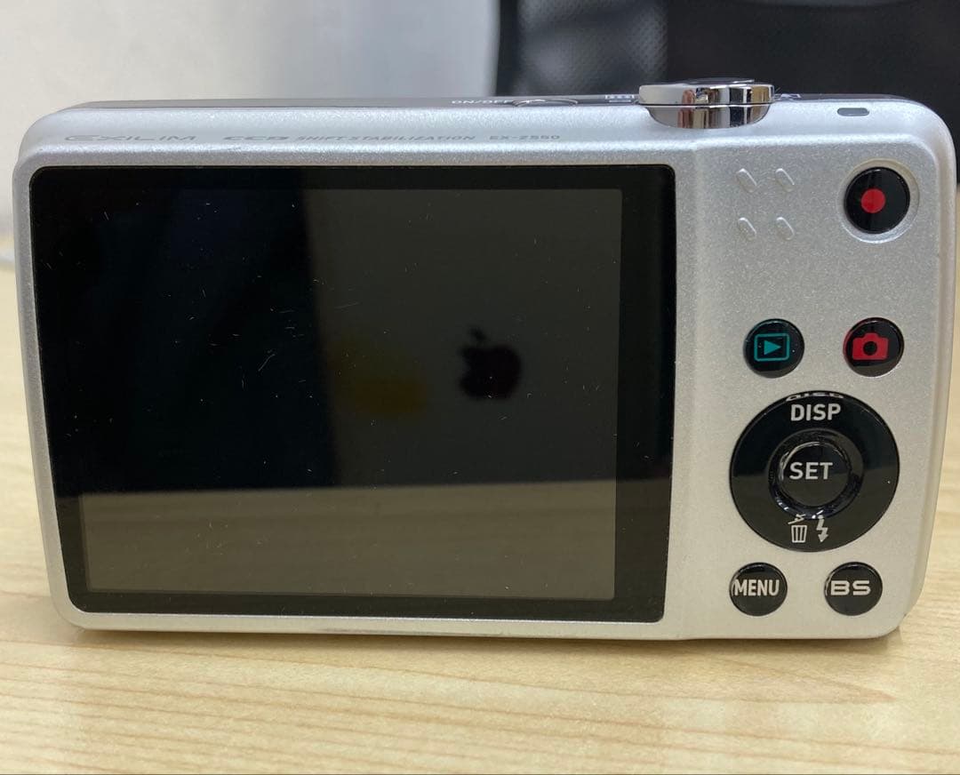 CASIO EXILIM 15.1メガピクセル シルバー、ピンク　3点セット