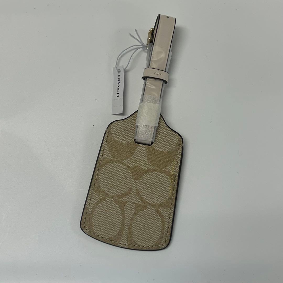 COACH ネームタグ シグネチャー ラゲッジタグ ライトカーキ×チョーク