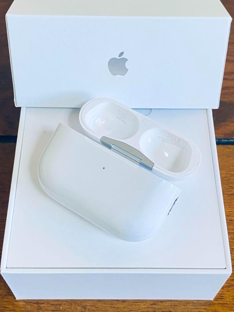 Apple AirPods Pro 2世代 充電ケースのみ