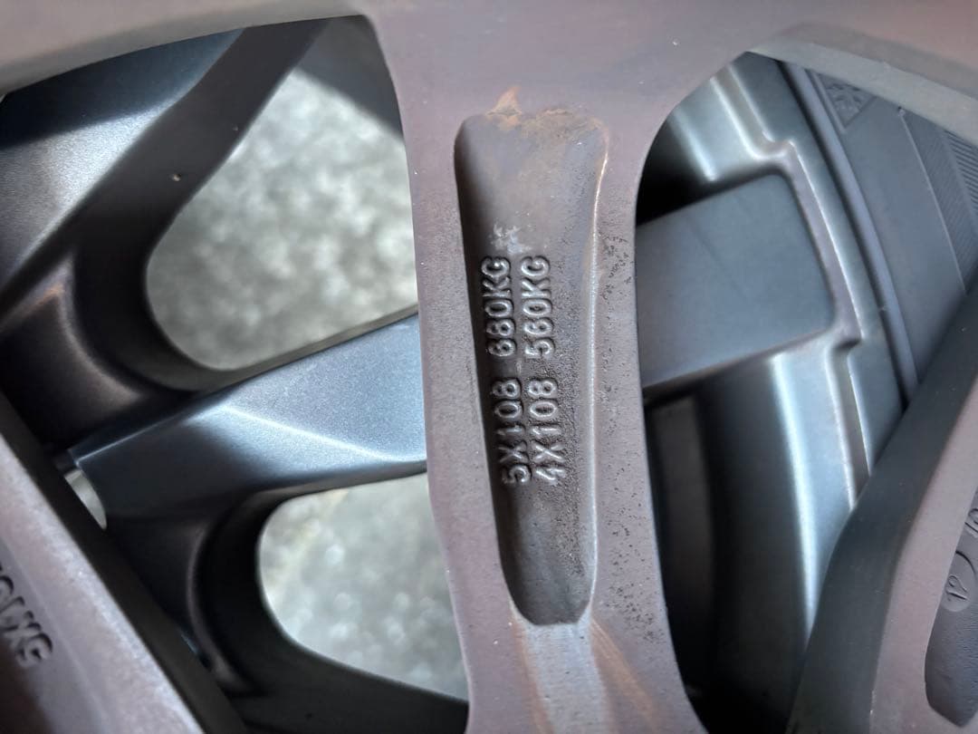 アウディA1 スタッドレス16インチ ホイールセット