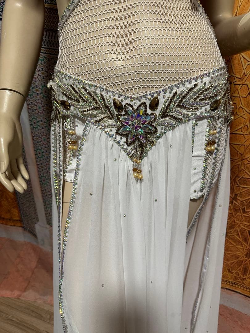 ベリーダンス衣装yasser ブランド値下げしました 50000万で