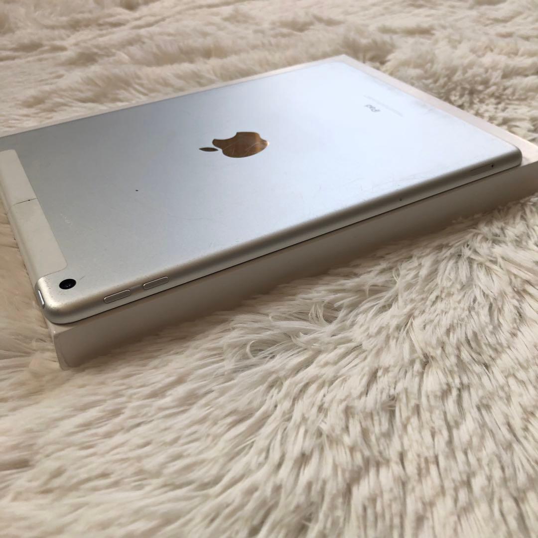 【完動品】iPad 第6世代 32GB SIMフリー 【すぐ発送】