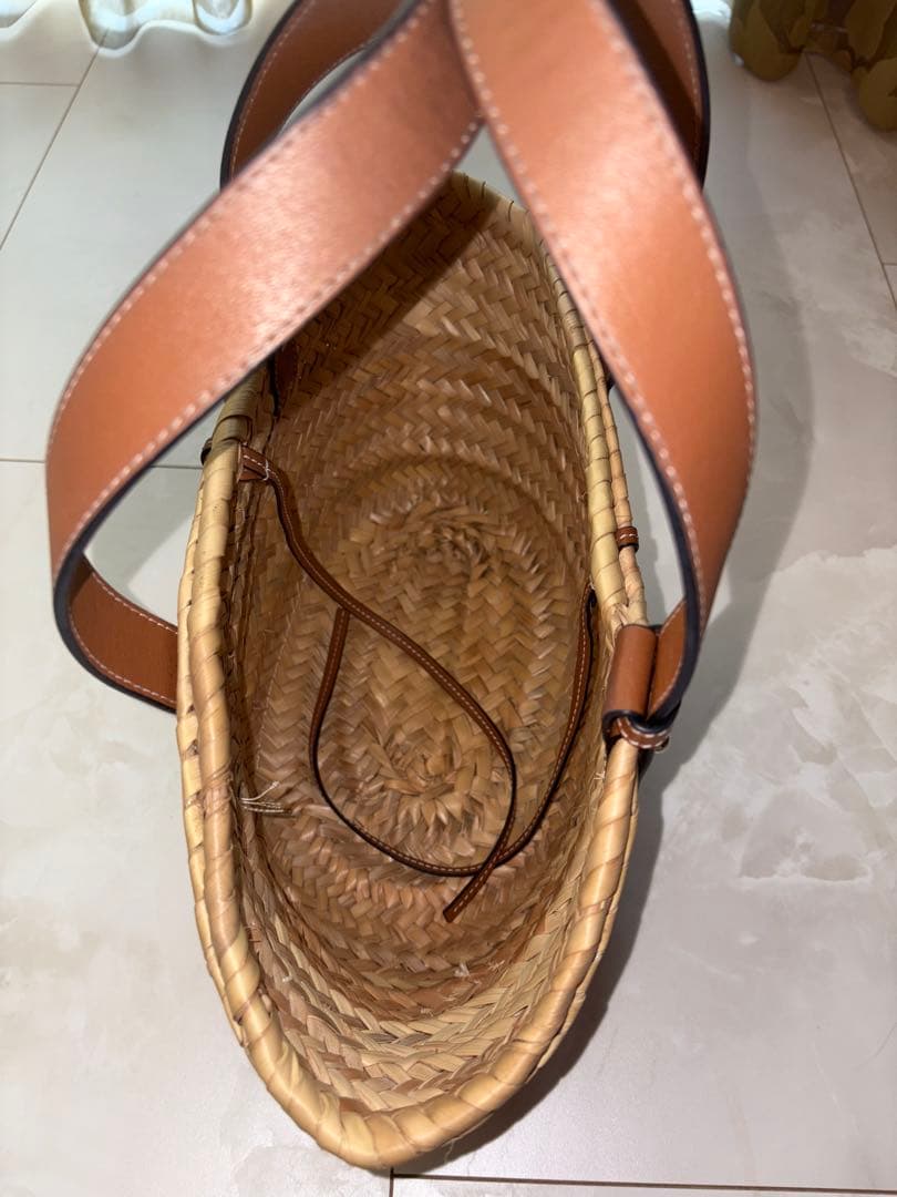 yu※a様LOEWE クリスタル装飾 かごバッグ