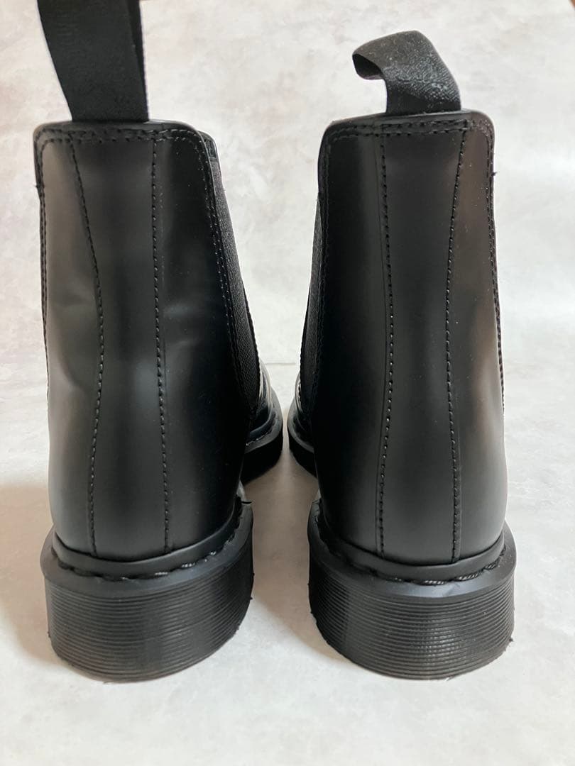 Dr.Martens 2976 MONO チェルシー ブーツ