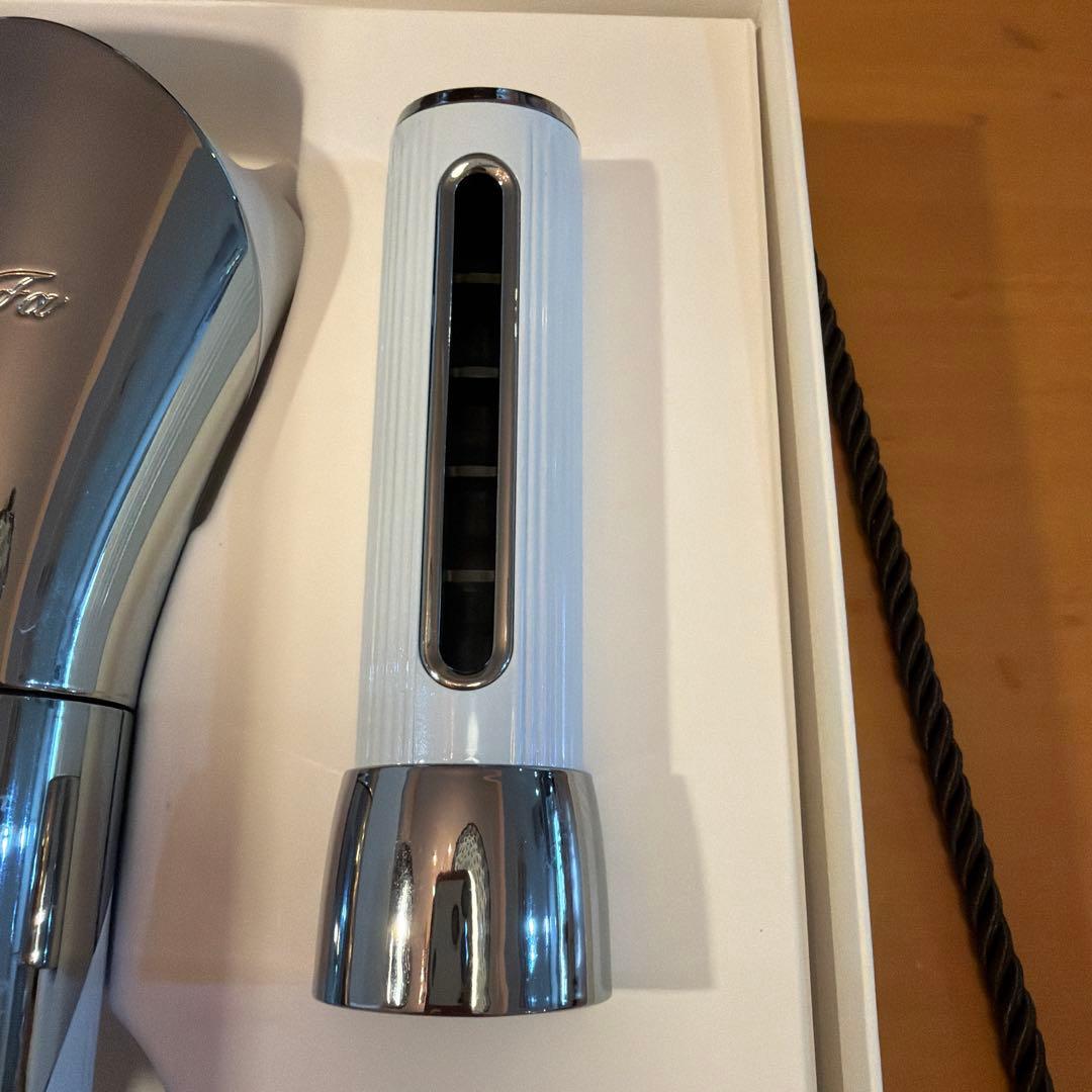 リファ ビューテック リセッター スタンド付き