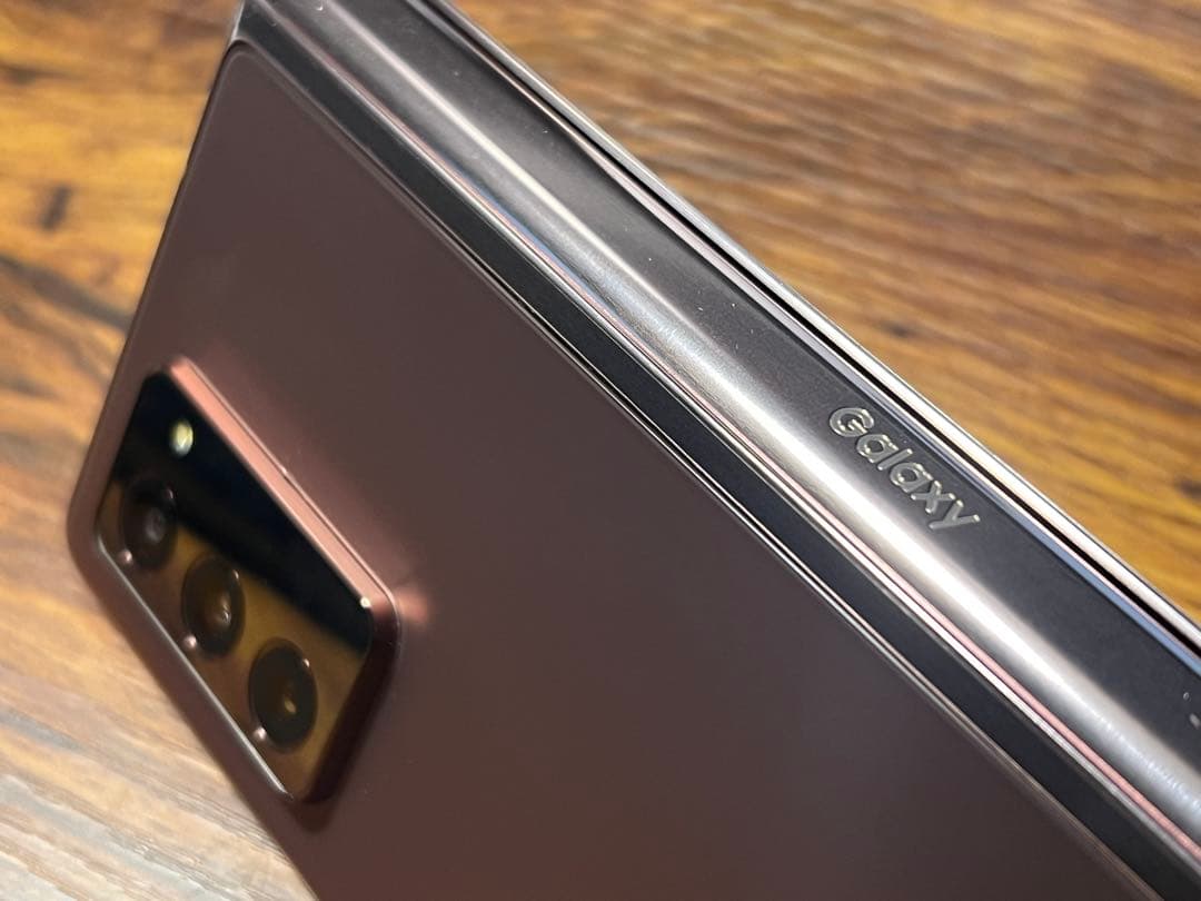 Galaxy Z Fold 2 5G au版 ブロンズ 256GB