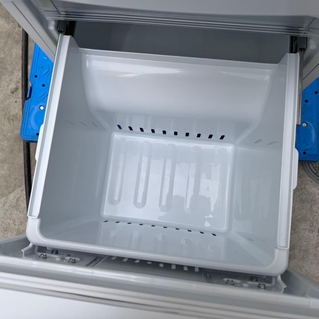 222⭐️2023年製美品★東芝　冷蔵庫　大型　自動霜取り　一人暮らし　ホワイト