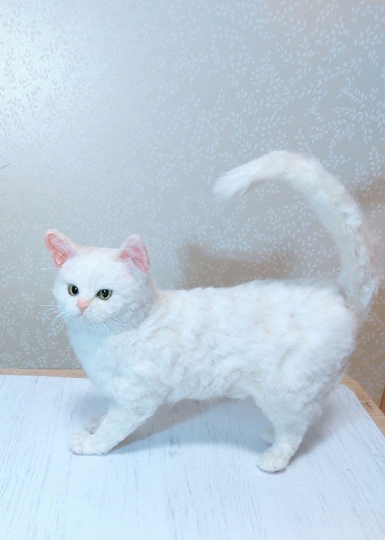 羊毛フェルト　猫