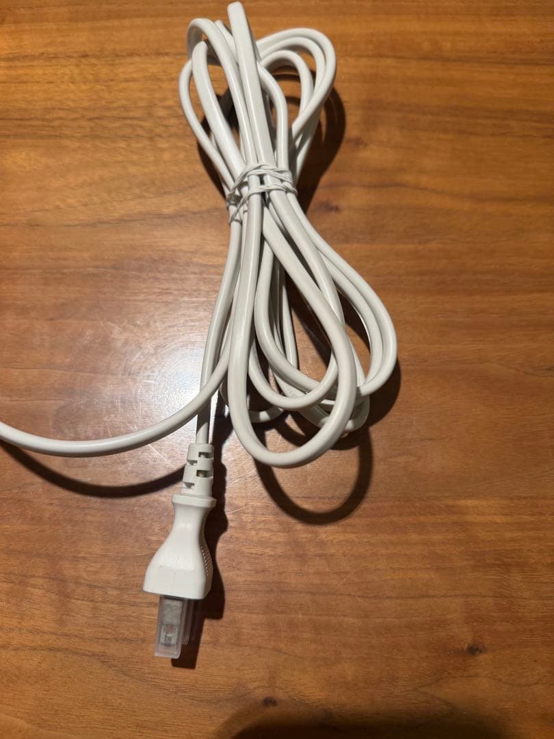 美品 ダイキン加湿空気清浄機　加湿ストリーマ空気清浄機　MCK70VKS-W