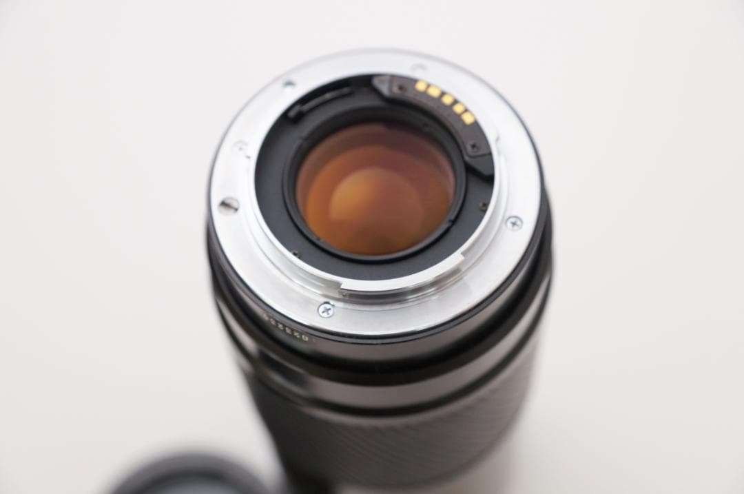 さかさねこ　ミノルタ 70-210mm F4とソニー35mm1.8 セット