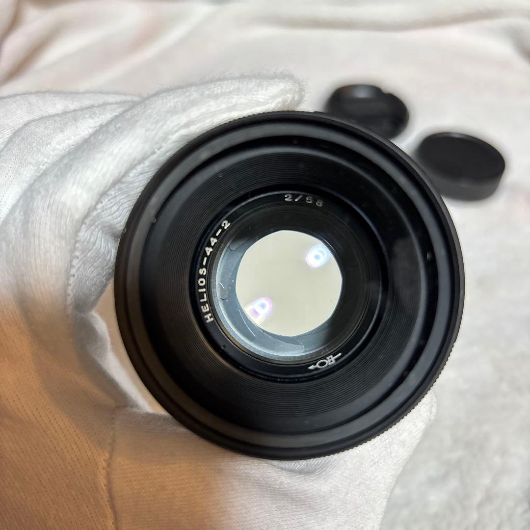 HELIOS 44-2 58mm f/2.0 ぐるぐるボケレンズ