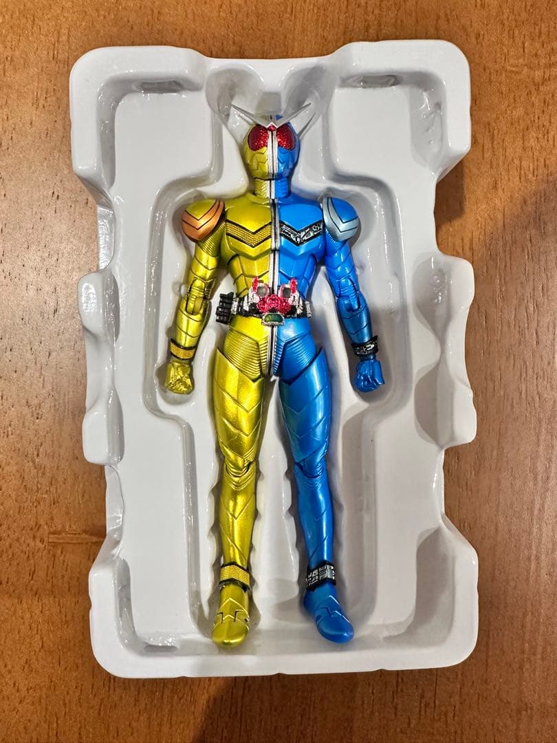 d*9様 S.H.Figuarts真骨彫製法 仮面ライダーダブル ルナトリガー風