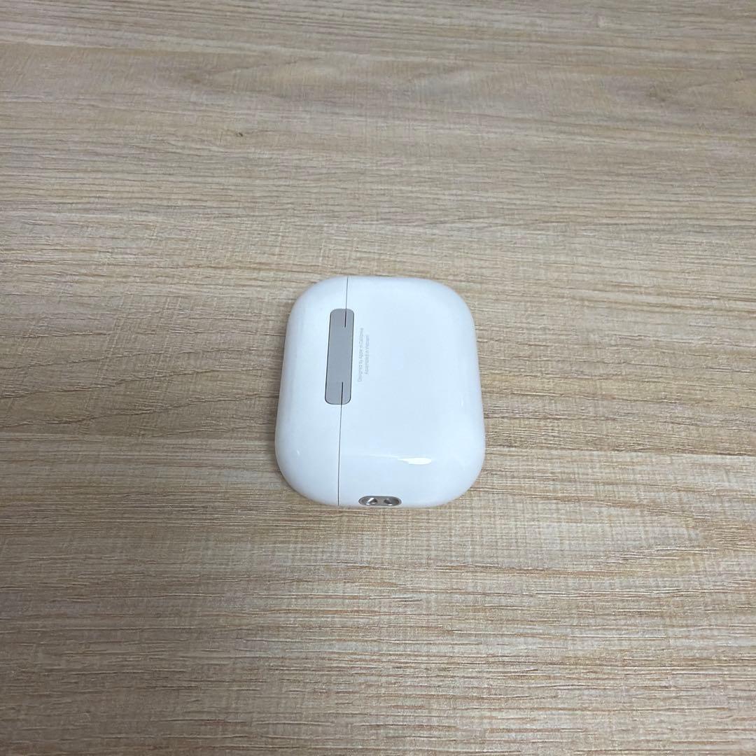 美品 AirPods Pro3 本体 ホワイト
