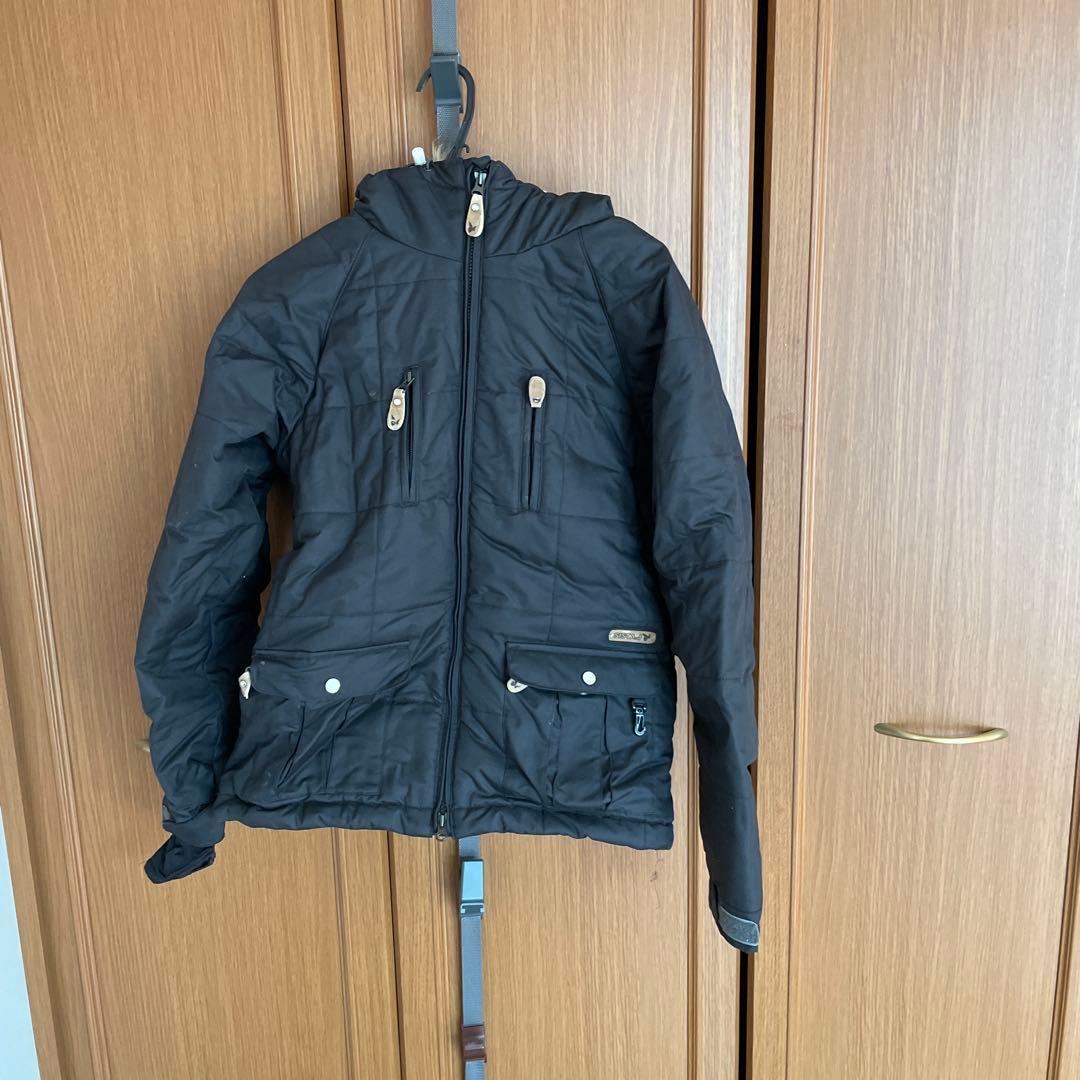 シスタＪ　スノーボードウェア、上下セット