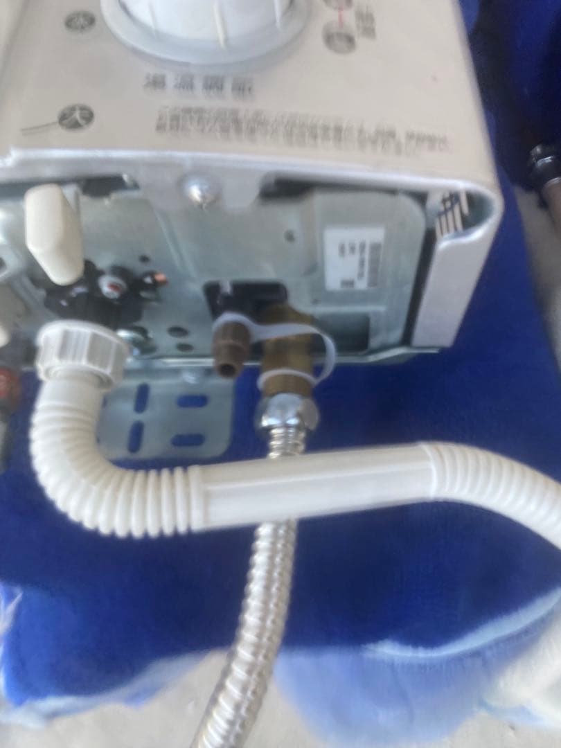 ガス給湯器 リンナイ RUS-V560 2021年製　LPガス