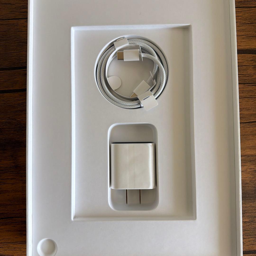 iPad Air M3 スターライト