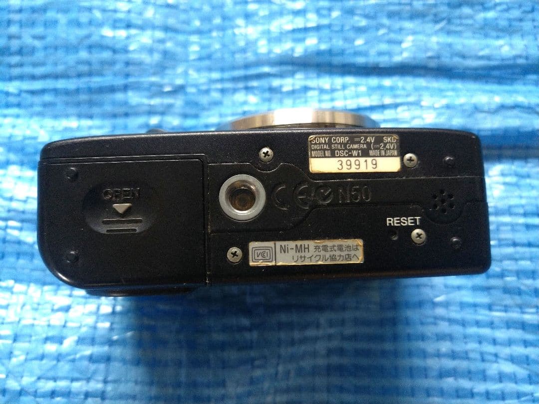 SONY　ソニー　Cyber-shot 　サイバーショット　DSC-W1　乾電池