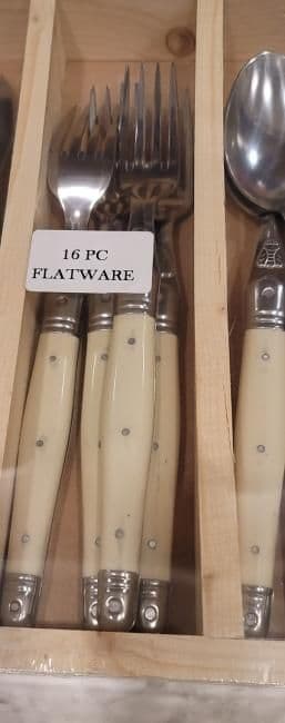 ラギオール　ジャンデュボ　フランス製　16本セット　 木箱付 ミルクホワイト