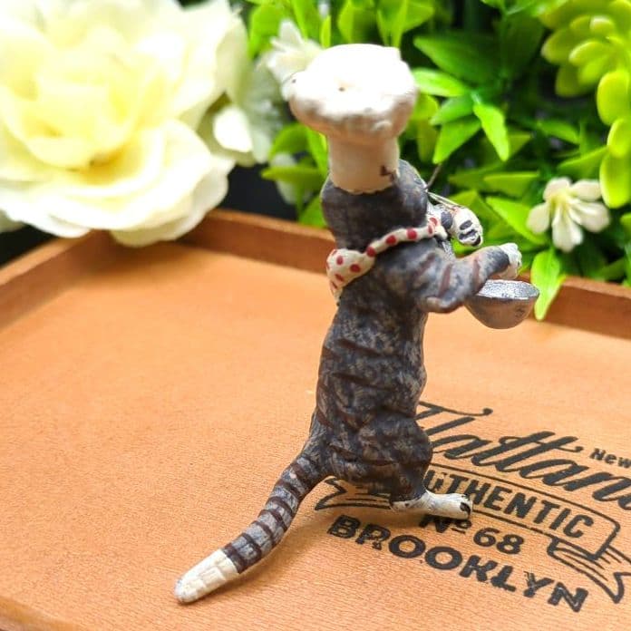 ヴィエナブロンズ コールドペイント 擬人化した猫 コック 調理師