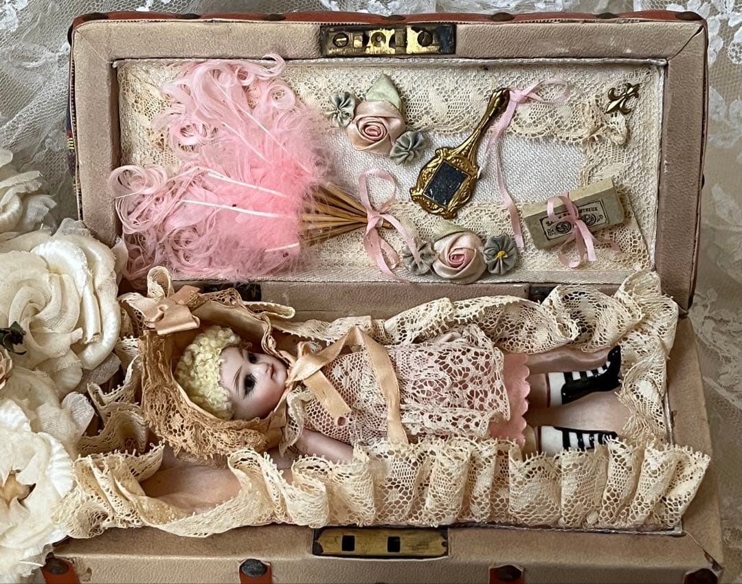 アンティークヴィンテージビスクドールミニョネット ボックスローズリボンレース