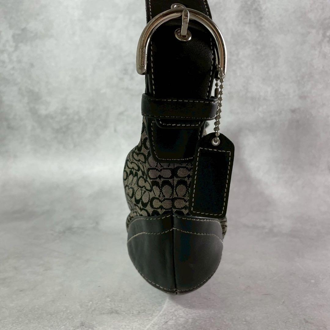 ✨美品✨コーチ　ハンドバッグ　肩かけ　ミニシグネチャー　ホーボー　ブラック