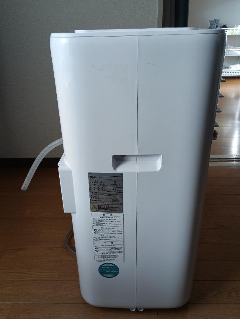 窓用エアコン 冷房機能付き ホワイト