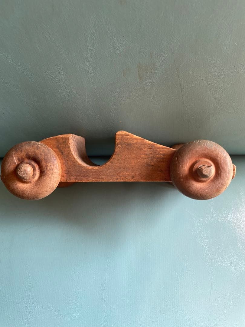 古いクルマの木製玩具　サンフランシスコのフリマで購入