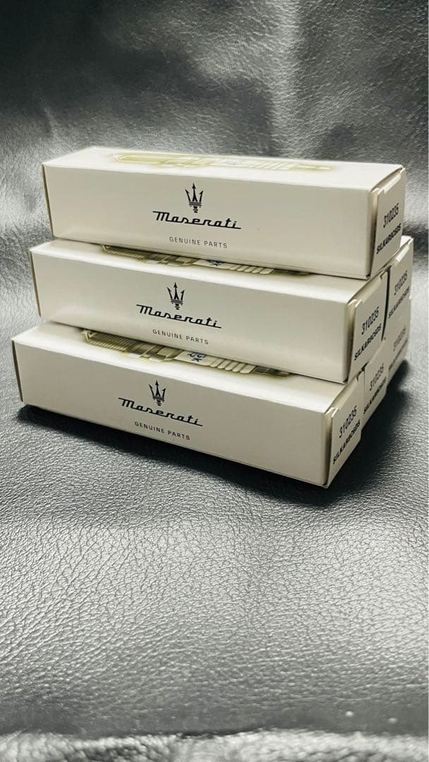 Maserati 純正スパークプラグ 【SILKAR8C6DS】