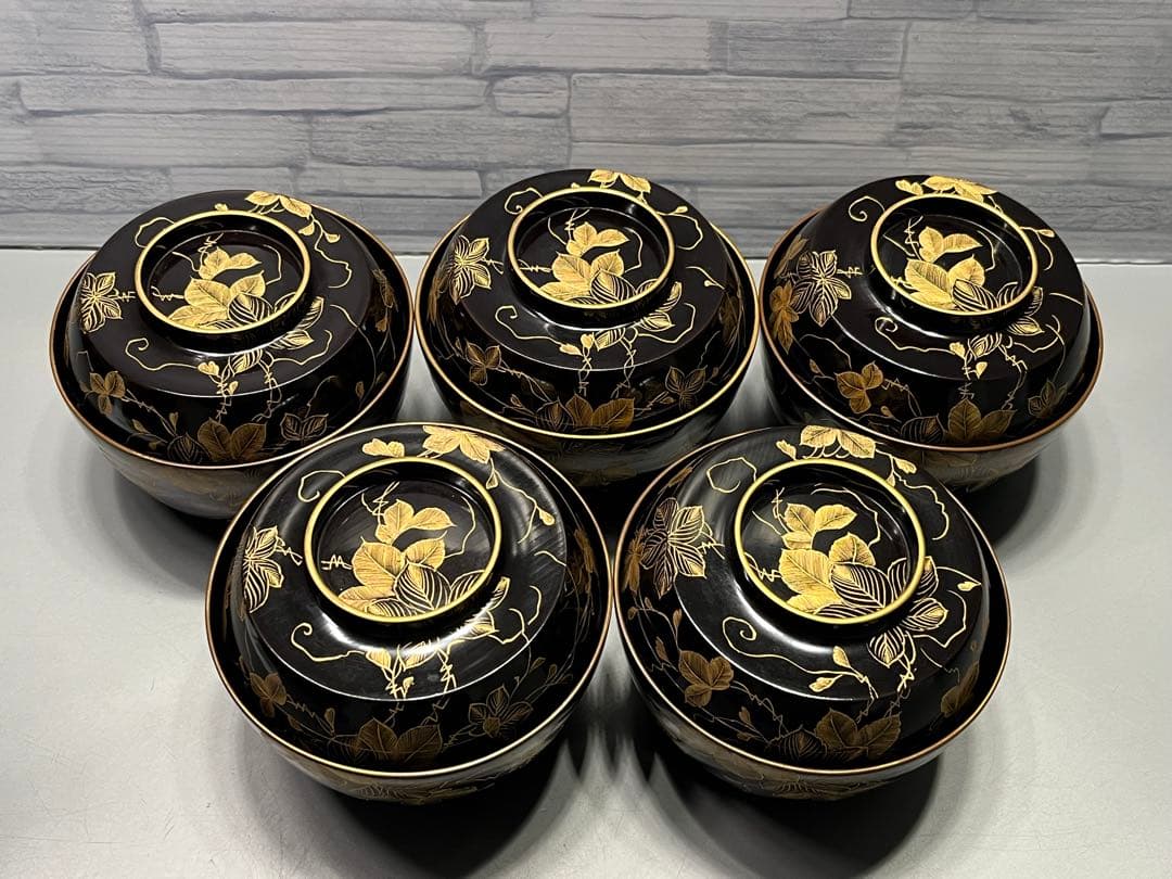 極上　輪島塗　沈金蒔絵　大きめ　吸物椀　煮椀　五客　木製　五客はラストです。