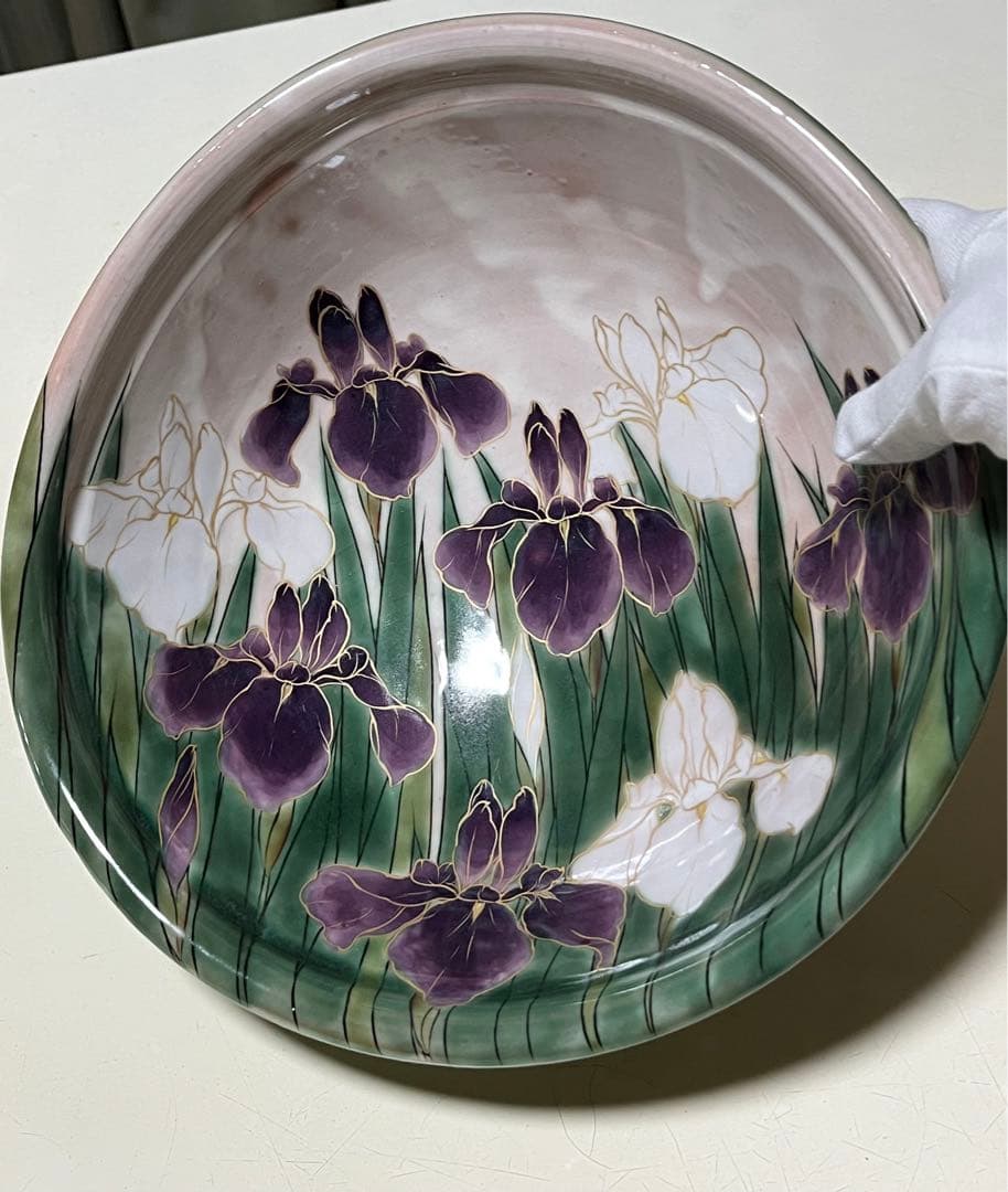 京都八坂清水焼　陶あん金彩色絵付け花菖蒲大鉢