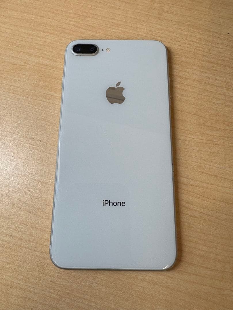 美品　Apple iPhone 8 本体 ホワイト☆