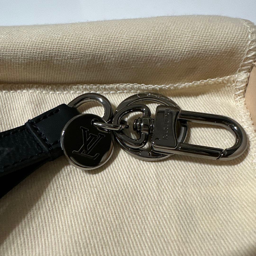 新品未使用LOUIS VUITTON レザーキーホルダー