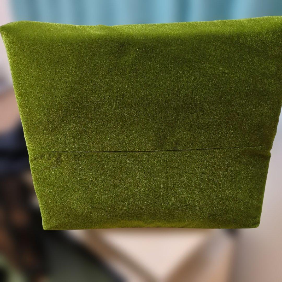カリモク60　ロビークッション　モケットグリーン