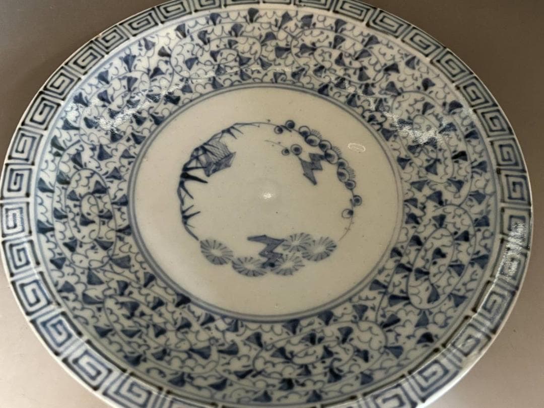 皿■染付花唐草文 江戸期 古伊万里 松竹梅 大皿 飾り皿 桐箱 時代物 骨董品■