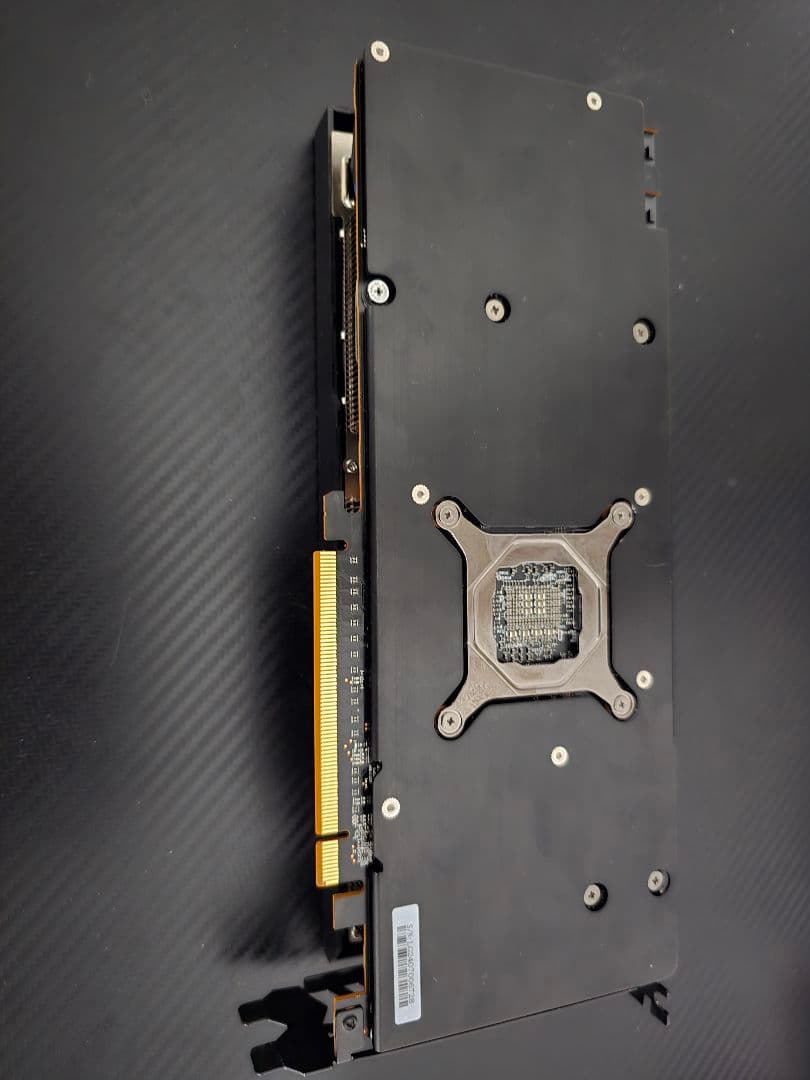 玄人志向 RX7800XT