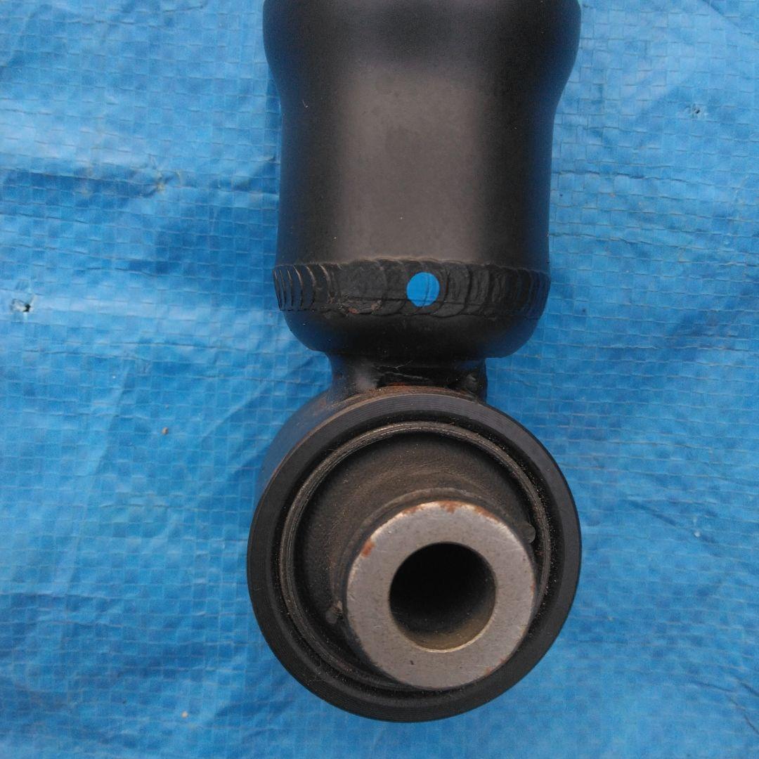 トヨタヴォクシー　ノア　ZRR85リアショック・スプリングセット