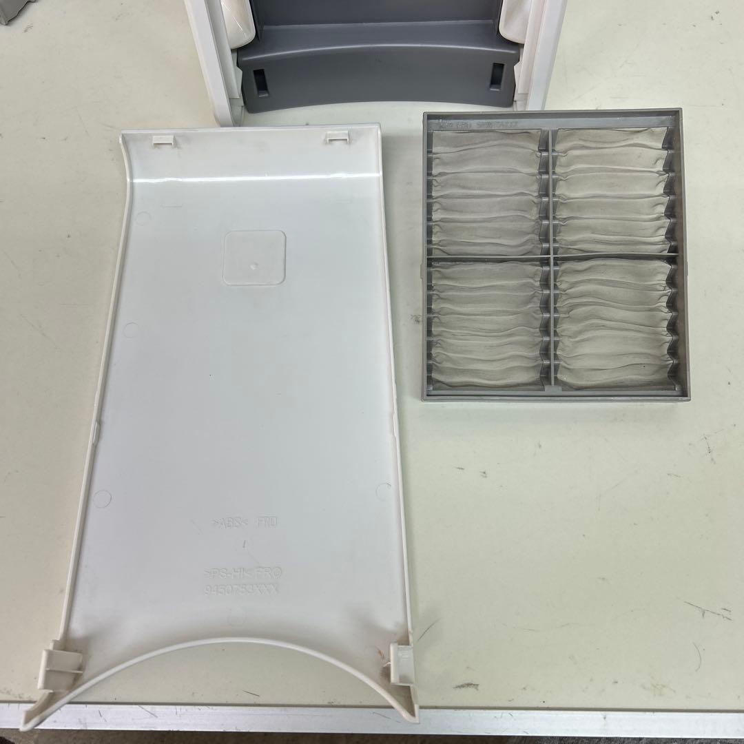 清掃済み　2019年製　富士通　プラジオン　脱臭機　DAS-15K ホワイト