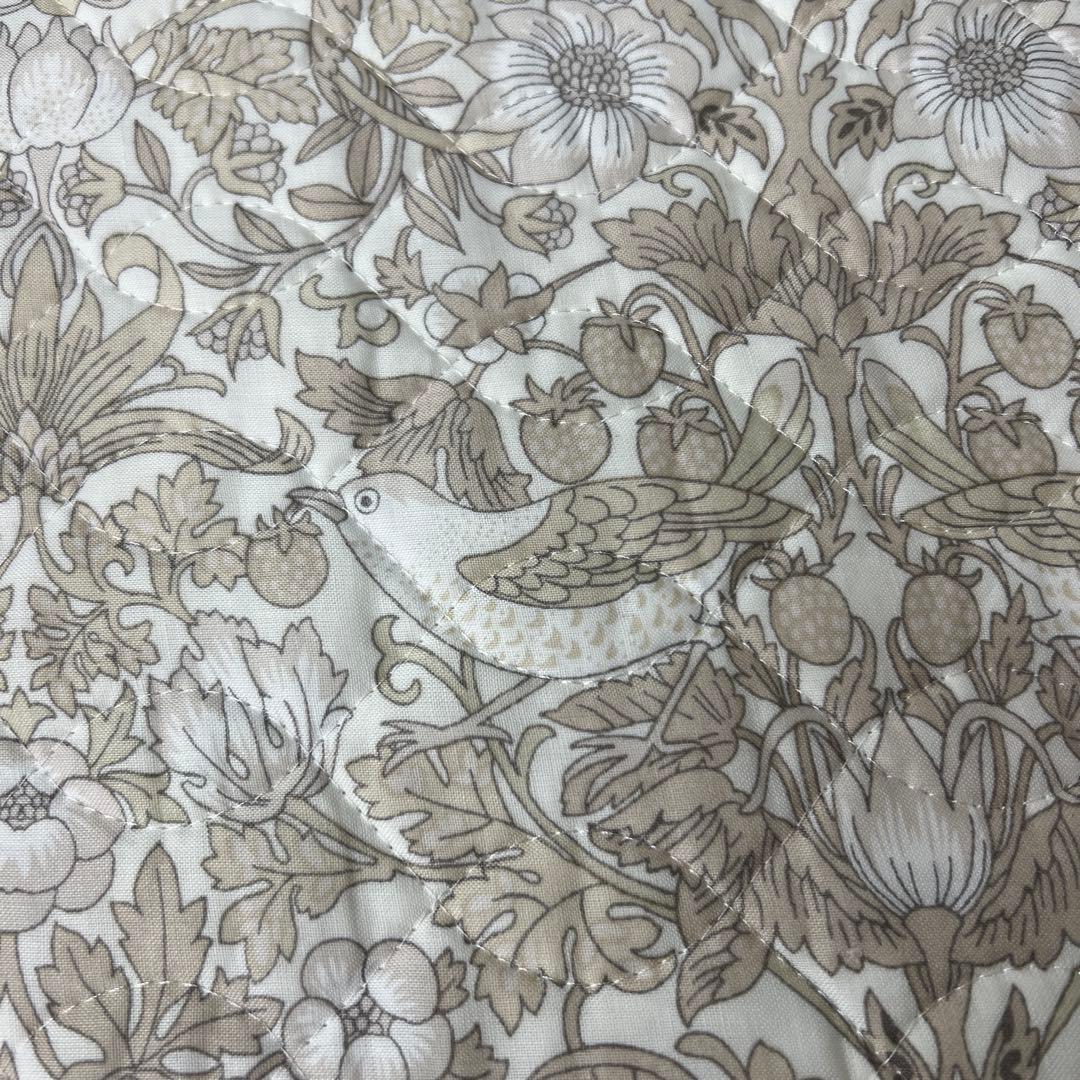 ロマンス小杉　V&A いちご泥棒　麻敷きパッド　表地麻100% 天然素材